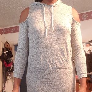 BOGO 2-$25, 3-$30 COMFY COLD-SHOULDER HOODIE